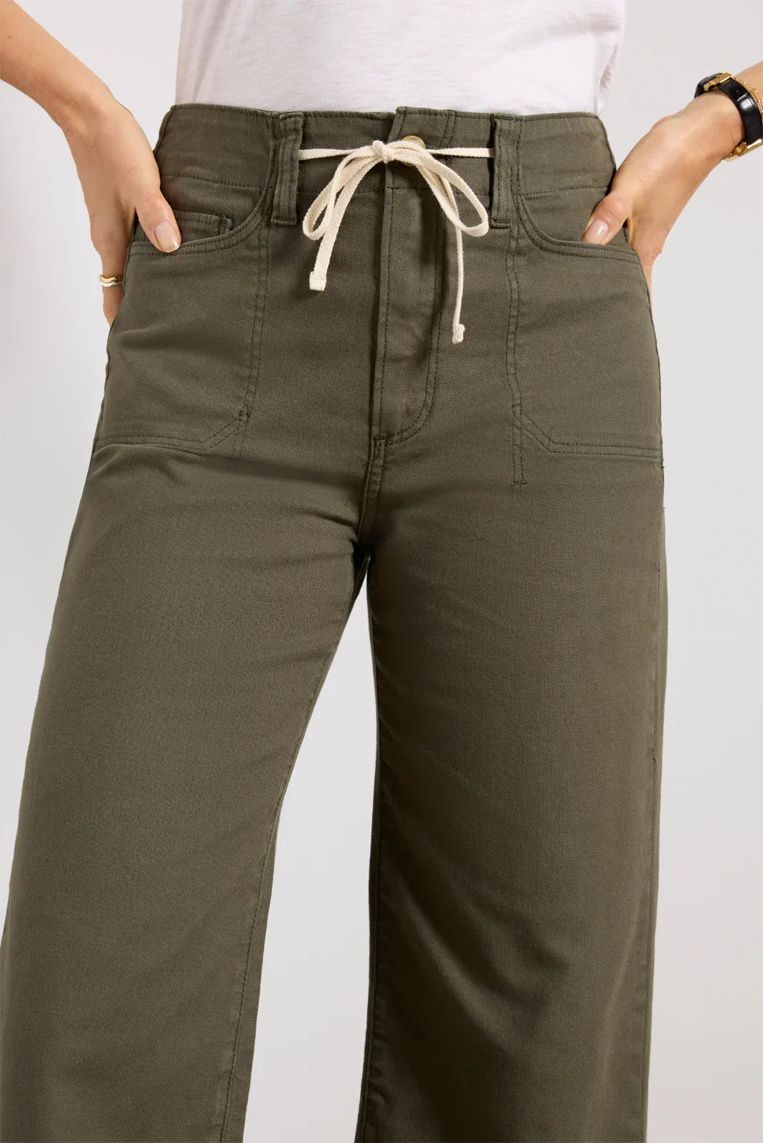 Ari w Waistband Tie