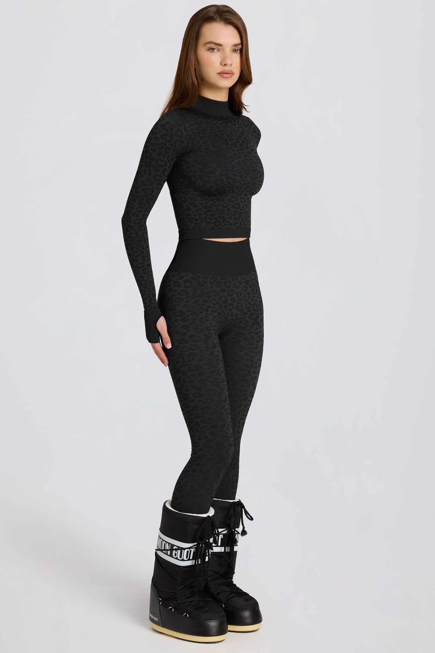 Thermal Base Layer Leggings in Black Leopard